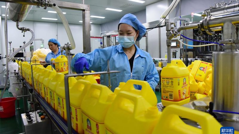 危化品仓储运输，安全操作每一步**